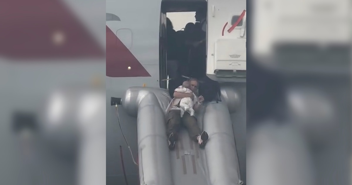 Evacuación de emergencia en vuelo de American Airlines por incendio