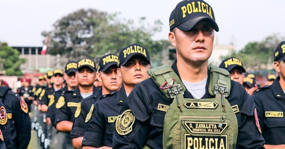 Gobierno planea sumar 21,500 policías antes de fin de mandato