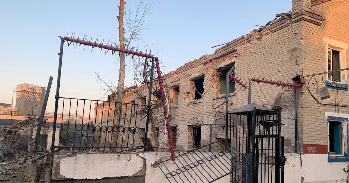 Rusia ataca prisión y zonas civiles en Ucrania; saldo mortal