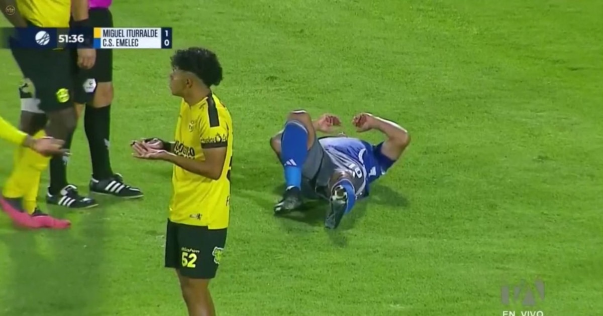 Christian Cueva sufre lesión en Emelec; entrenador le pide que siga en cancha pese al dolor en emotivo momento