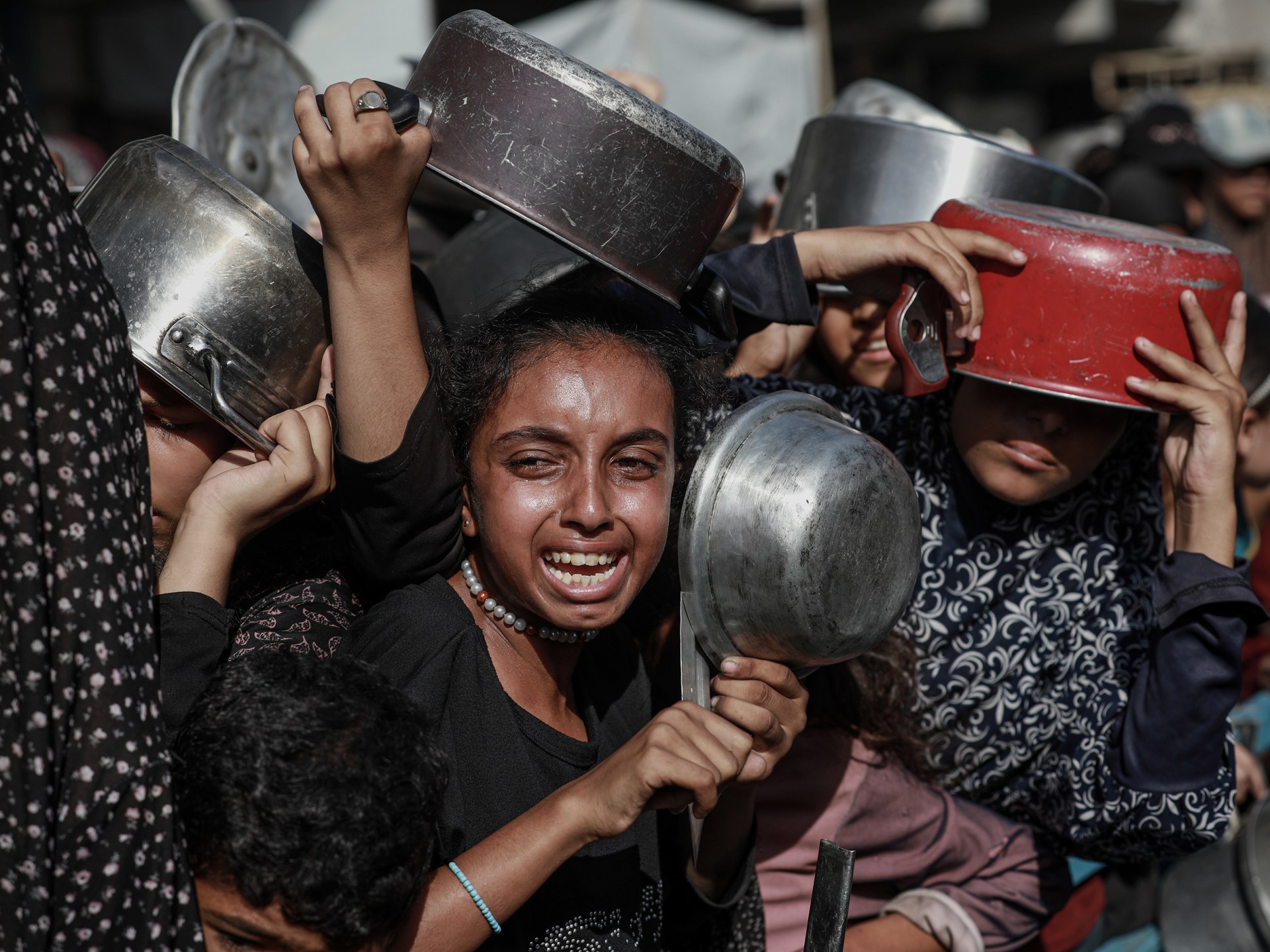 Enviador de EE.UU. en Gaza evalúa crisis humanitaria y distribución de ayuda ante creciente hambre y muertes