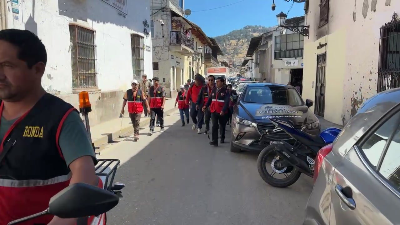 Rondas de Cajamarca expulsan a delincuente colombiano capturado por amenazas y robo