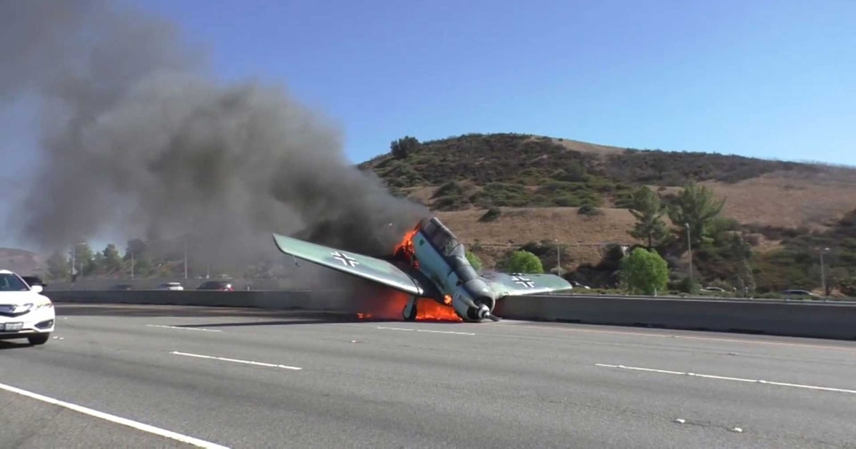 Accidente en Italia: avión ligero cae sobre autopista y deja dos fallecidos