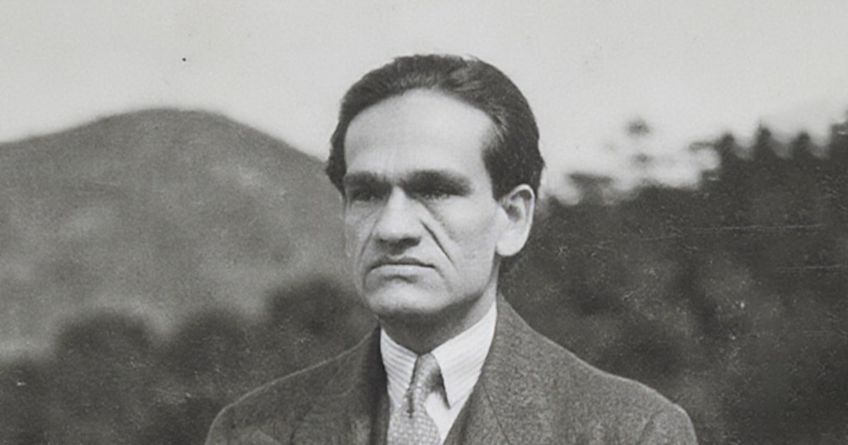 César Vallejo en la FIL 2025: diálogo en vivo con el poeta