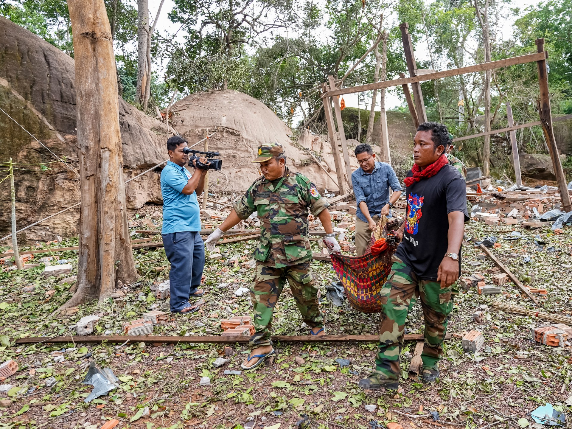 Decenas de muertos y heridos en enfrentamientos en frontera Thailand-Cambodia