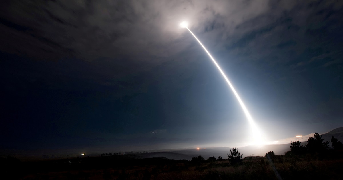 «En la trinchera nuclear: Estrategia, presupuesto y valentía estadounidense»