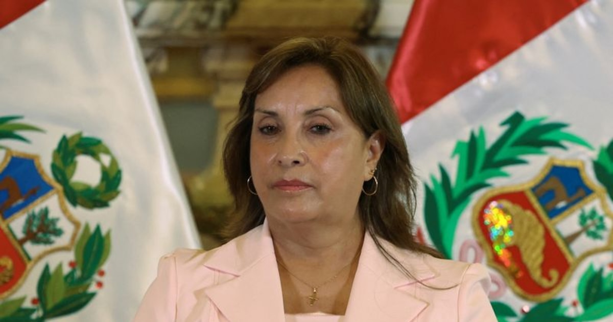 Dina Boluarte Nombra a Juan José Santiváñez como Nuevo Ministro de Justicia en Reacuerdo Controvertido Regreso al Gabinete