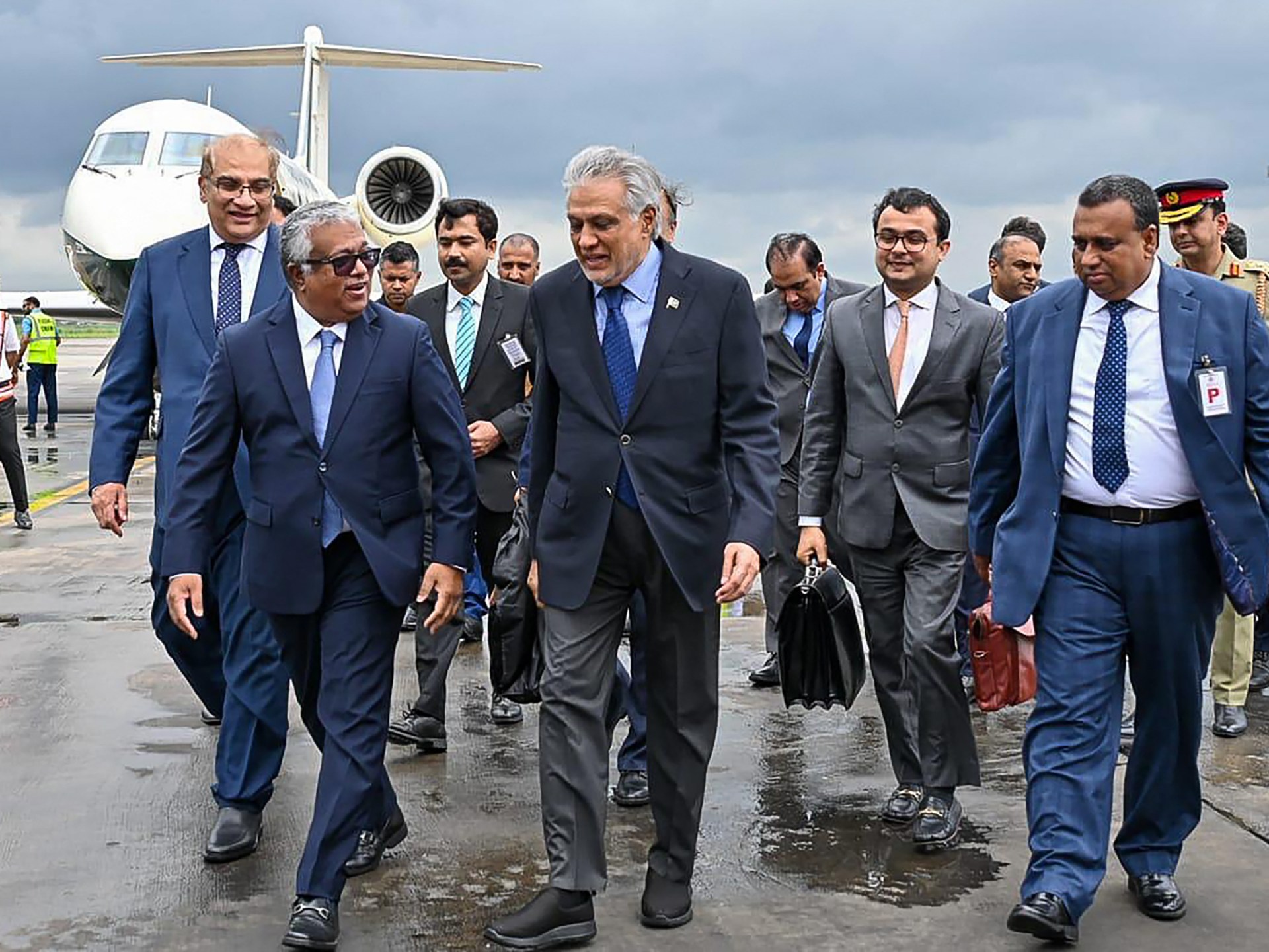 Pakistán y Bangladesh avanzan en acuerdos históricos de comercio y fortalecen relaciones tras años de tensión