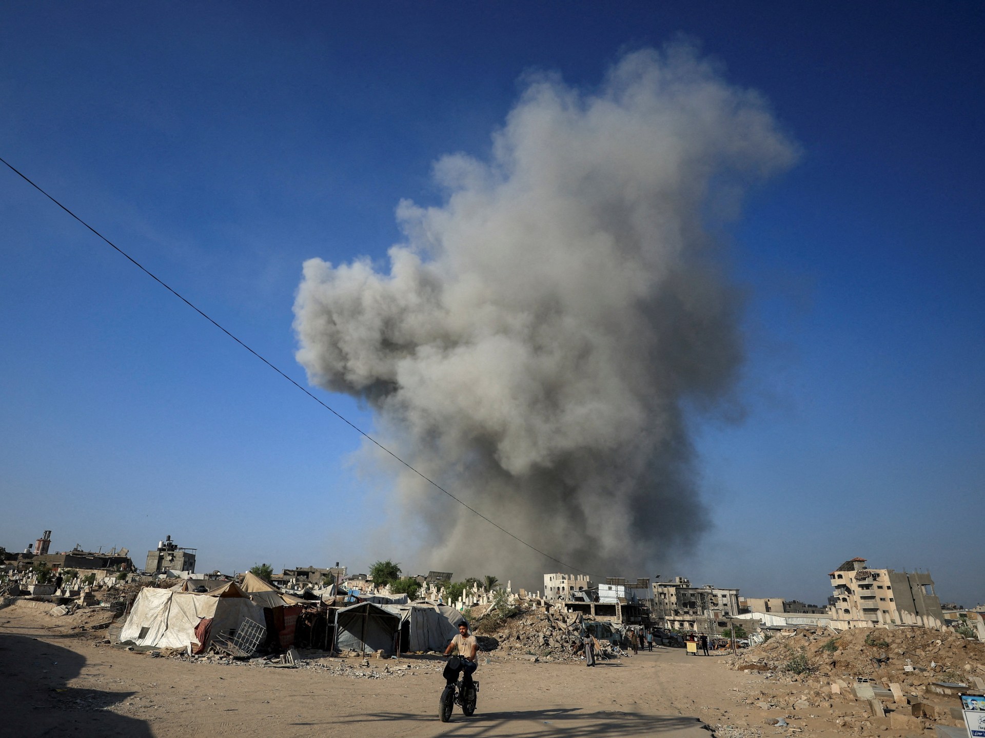 Israel destruye más de 1,000 edificios en Gaza y avanza en la ocupación total de Gaza City, mientras la crisis humanitaria se intensifica