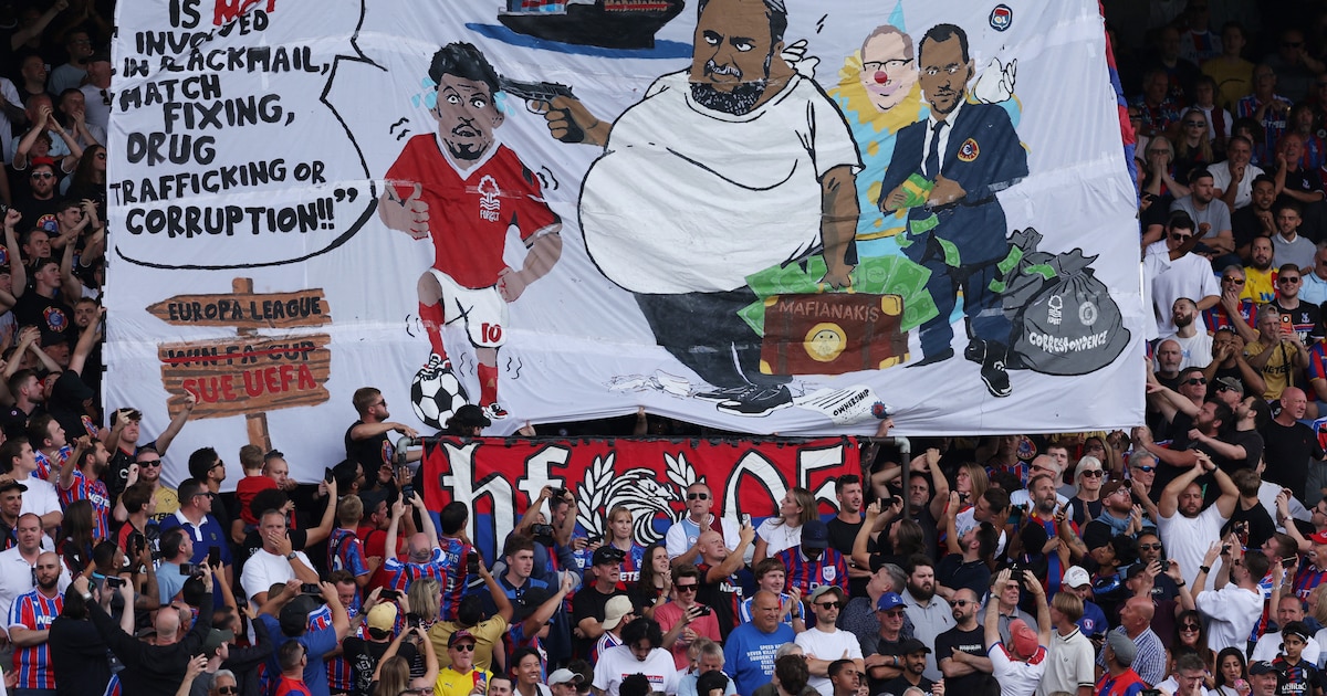 Polémica bandera en la Premier League genera escándalo y apertura de investigación