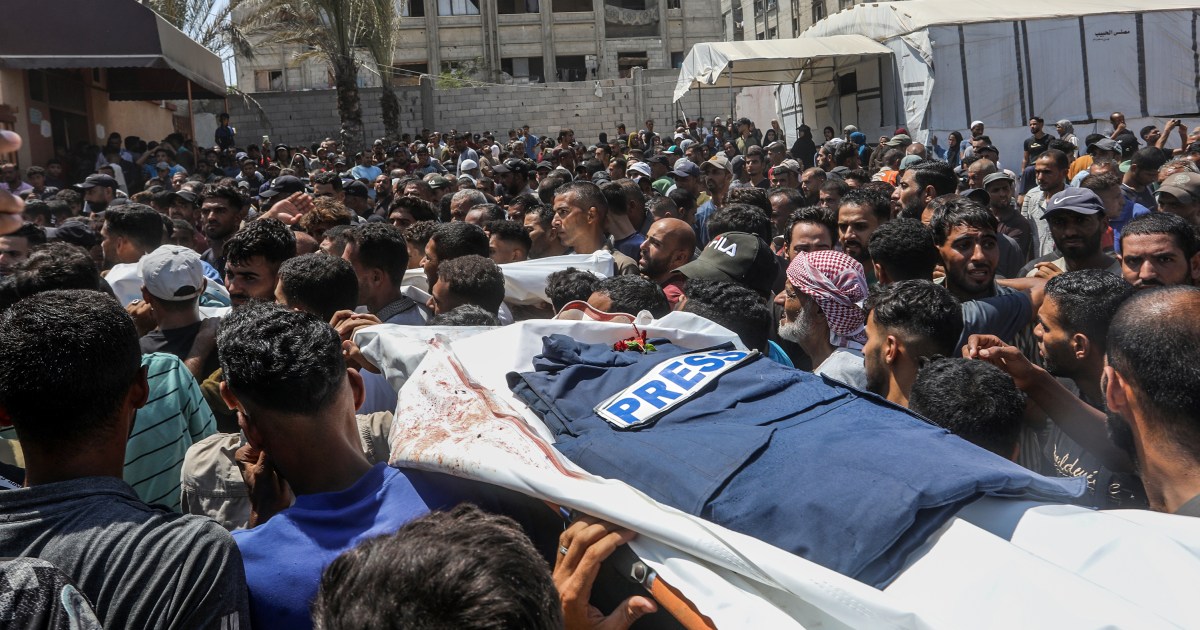 Israel bombardea hospital en Gaza, causando víctimas entre periodistas y personal médico