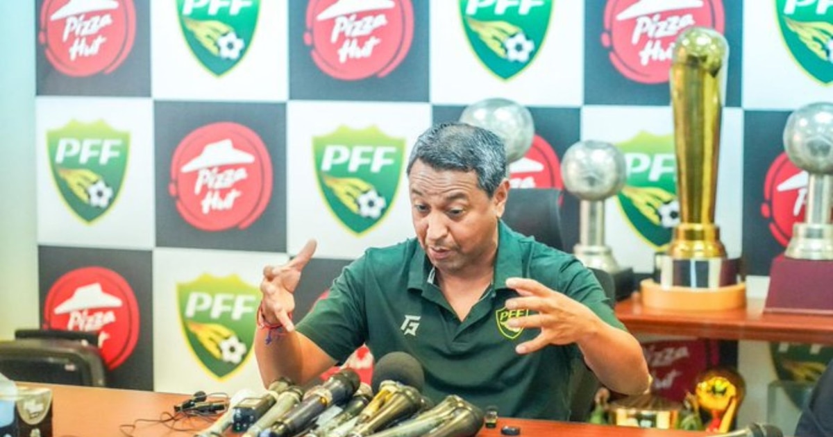 Nolberto Solano prioriza mejorar como entrenador antes del debut con Pakistán