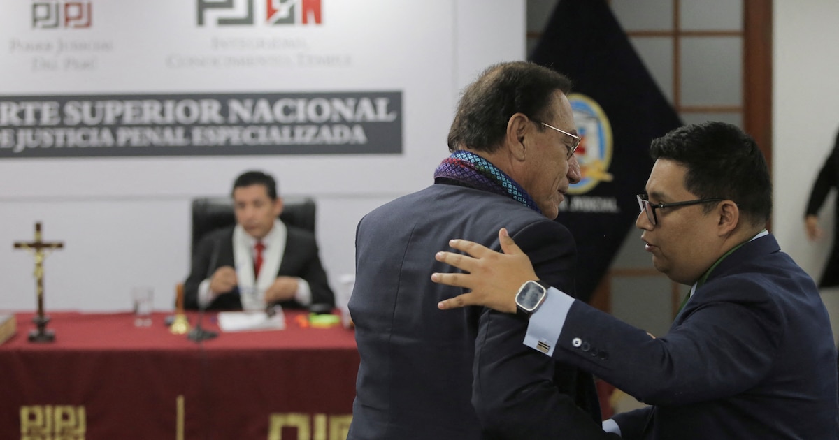 Erwin Siccha cerca de abandonar la defensa de Vizcarra y enfrentar multa de S/2,000