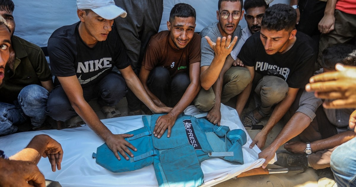 Reacción internacional ante el ataque israelí a hospital en Gaza y cobertura periodística