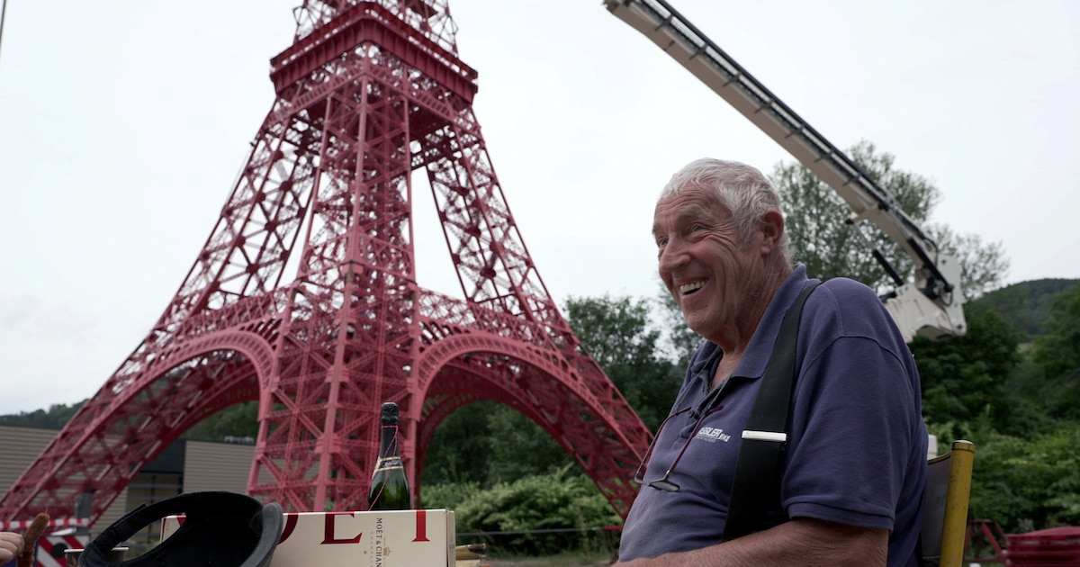 ¡Increíble! Abuelo francés de 77 años construye en su patio una réplica a escala 1/10 de la Torre Eiffel en 8 años y la convierte en una obra maestra de legado y pasión