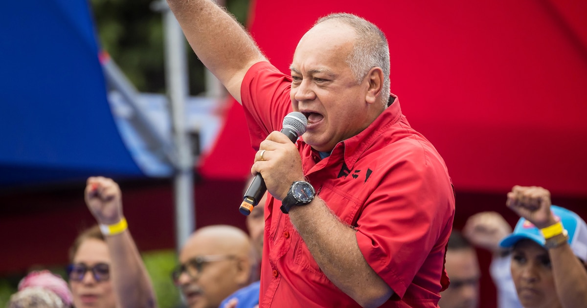 VENEZUELA EN ALERTA MÁXIMA: Maduro y Cabello Preparan Defensa Militar ante Amenaza de EE.UU. por Despliegue Naval y Operaciones Contra el Cartel de los Soles