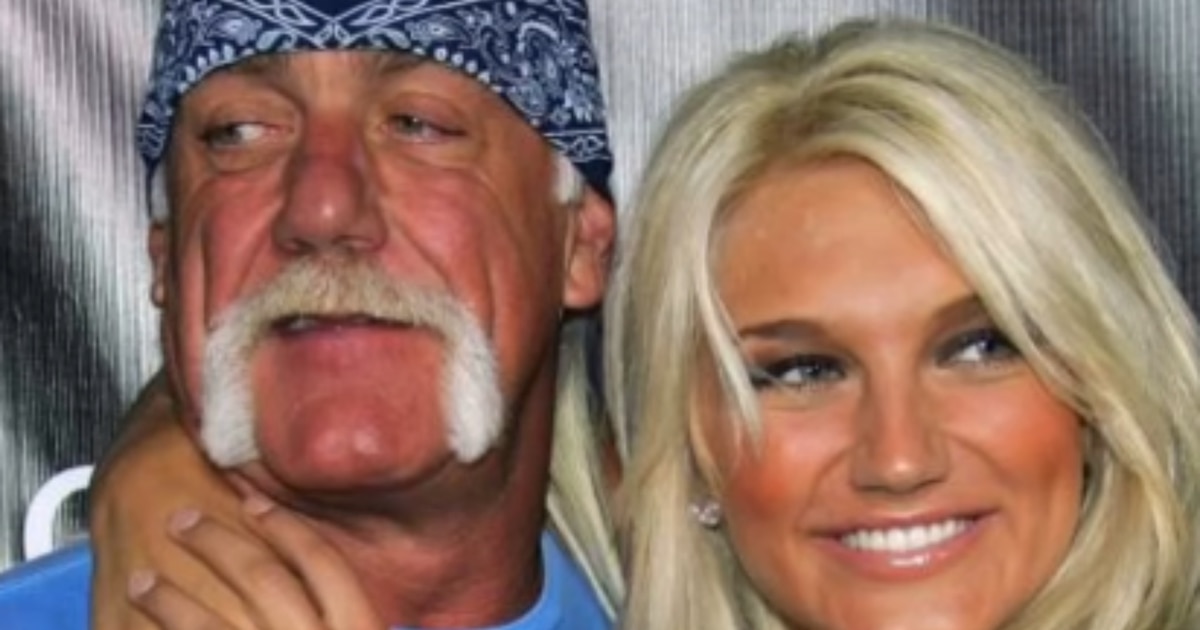 ¡Sorpresa y suspenso en la familia Hogan! Brooke acude en secreto a la funeraria para asegurarse de que Hulk Hogan NO ha sido cremado y revela secretos que podrían cambiar todo lo que pensábamos sobre su fallecimiento