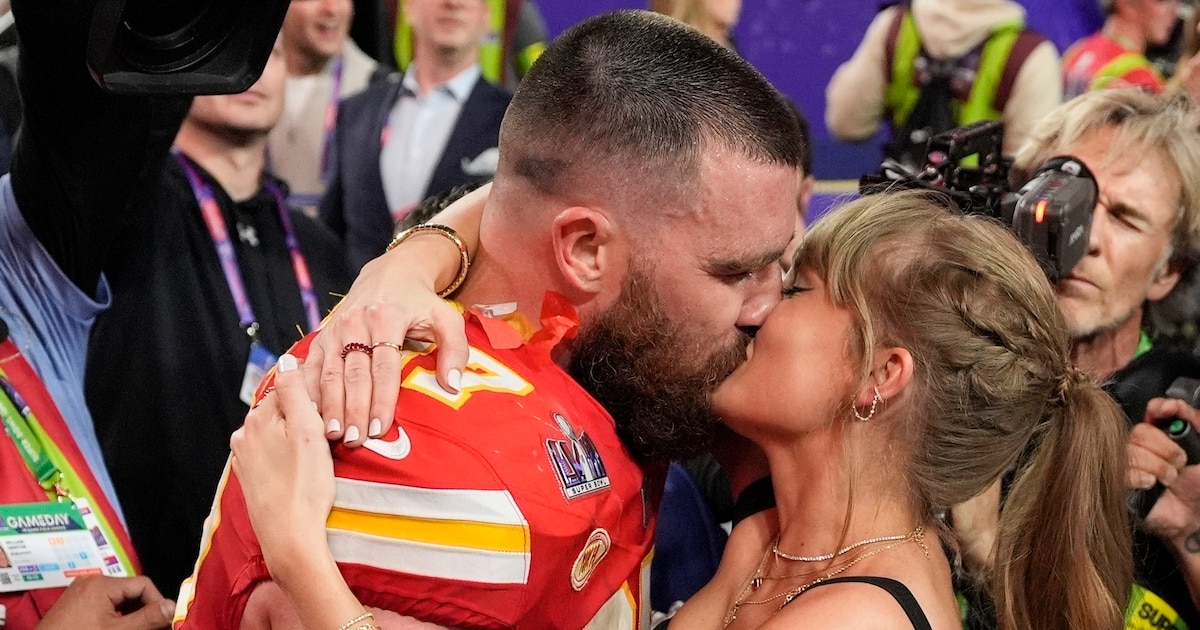 ¡Escándalo mundial! Taylor Swift y Travis Kelce anuncian su compromiso: unión de fortunas millonarias y poder global en una sola foto
