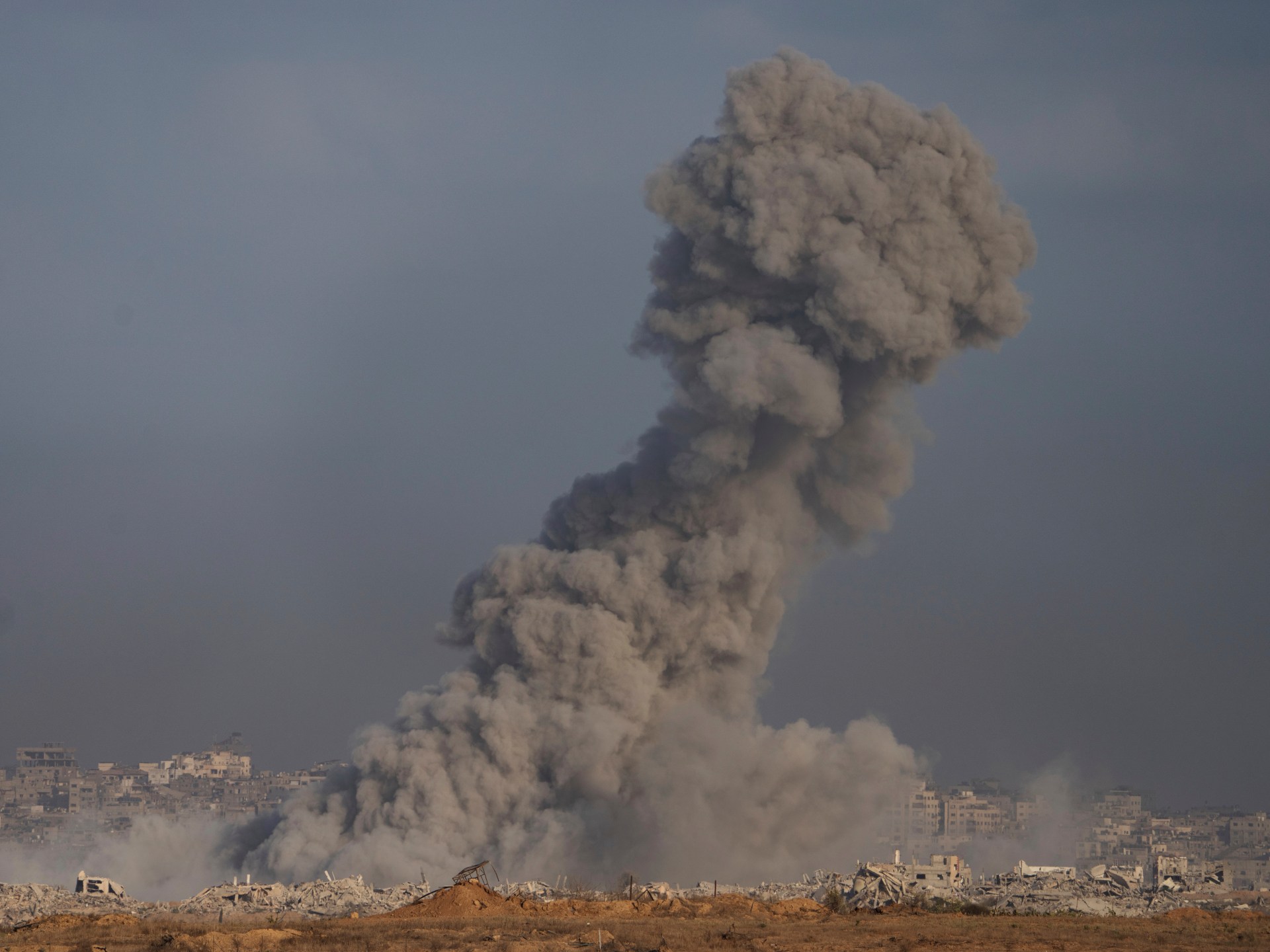 ¡Crisis en Gaza: Más de 60 Muertos en Intensos Bombardeos y Amenaza de Toma Militar que Desatará una Catástrofe Humanitaria!