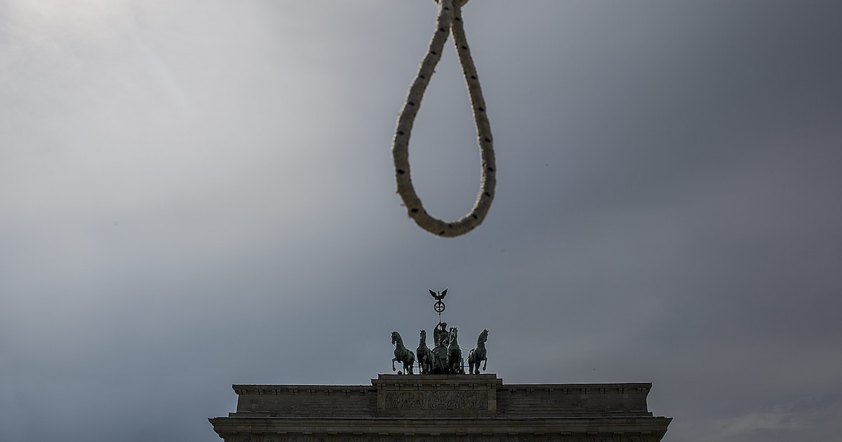 Irán ejecuta a más de 800 personas en lo que la ONU denuncia como genocidio invisible y uso sistemático de la muerte como arma de represión contra minorías étnicas y prisioneros políticos