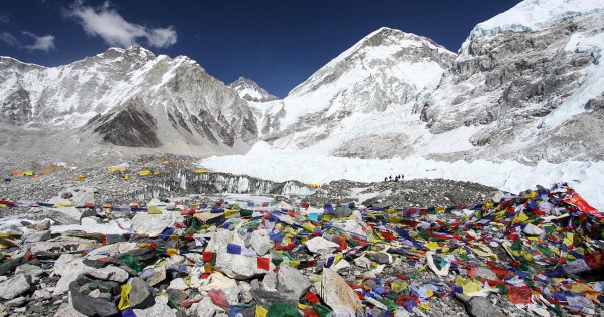 ¡Alerta en el Everest! La imparable acumulación de basura y cadáveres congelados amenaza la cumbre más alta del mundo