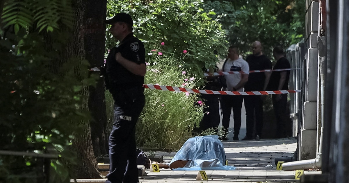 ¡Impactante! Asesinan a tiros al ex presidente del Parlamento ucraniano Andriy Parubiy en Leópolis y se viraliza un escalofriante video del ataque