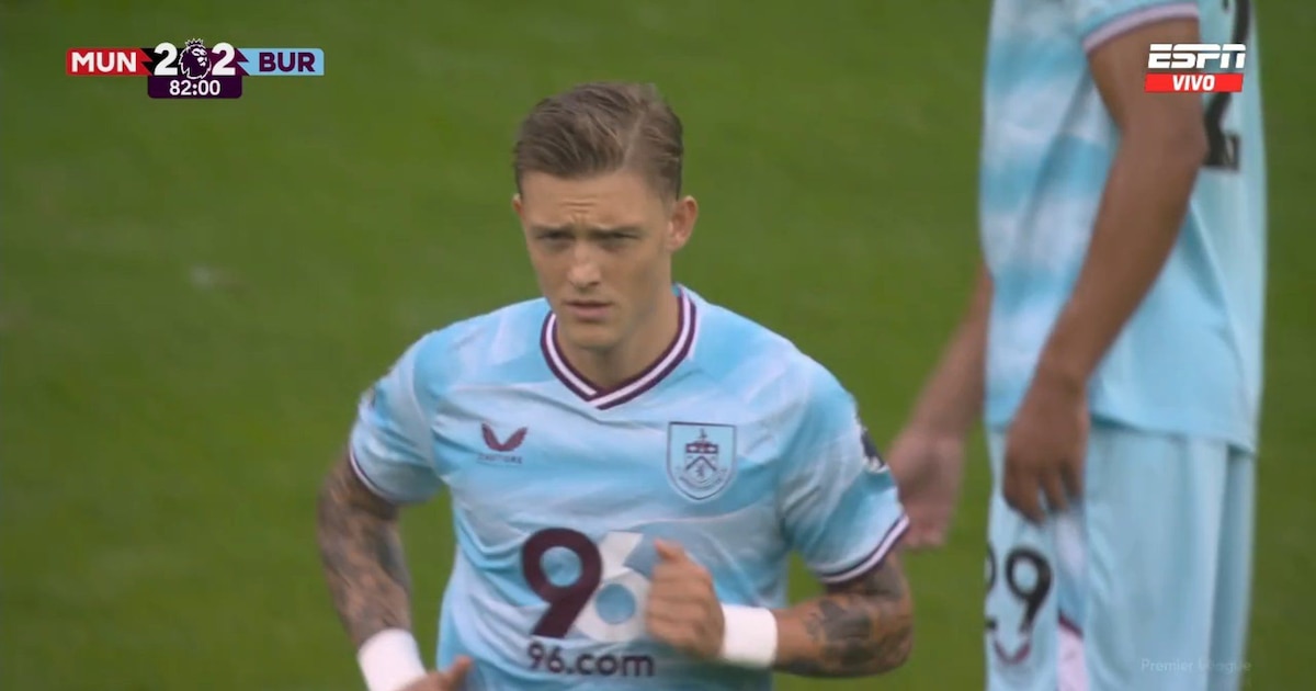 Comentarista de ESPN confunde la nacionalidad de Oliver Sonne en su debut en Premier League