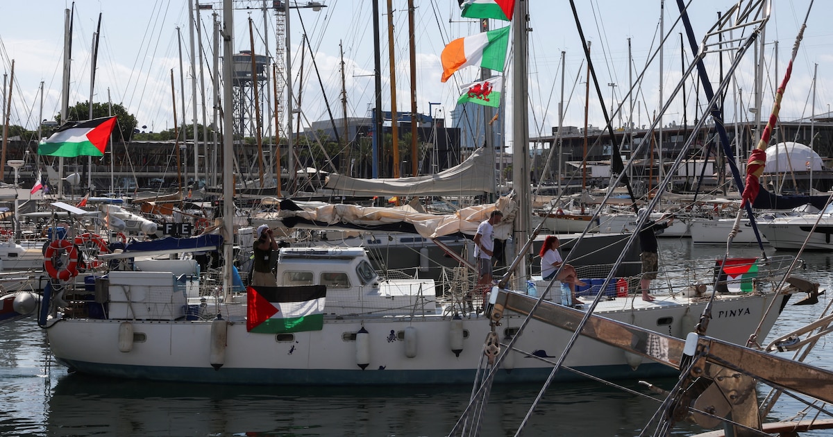 ¡Flotilla Internacional desde Barcelona en una misión histórica para romper el bloqueo de Gaza y llevar ayuda humanitaria! Activistas como Greta Thunberg lideran la resistencia global en una expedición sin precedentes