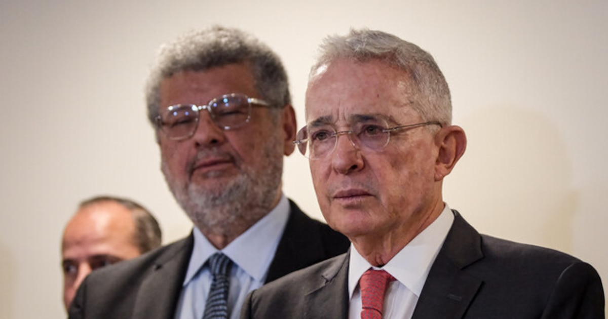 Álvaro Uribe apela su condena de 12 años por soborno y fraude procesal en medio de controversia judicial