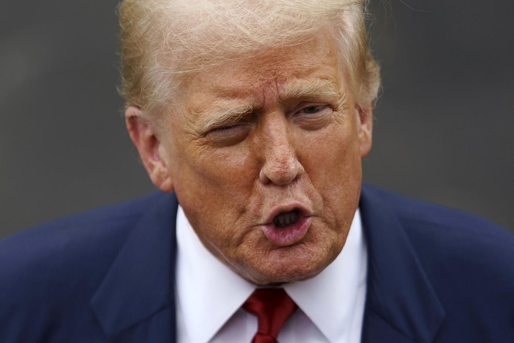 Trump envía dos submarinos nucleares en respuesta a las amenazas de Medvédev