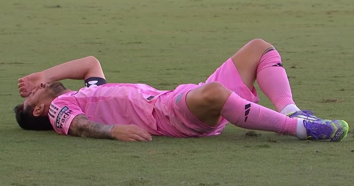 Messi sufre lesión en el primer tiempo del duelo entre Inter Miami y Necaxa en la Leagues Cup