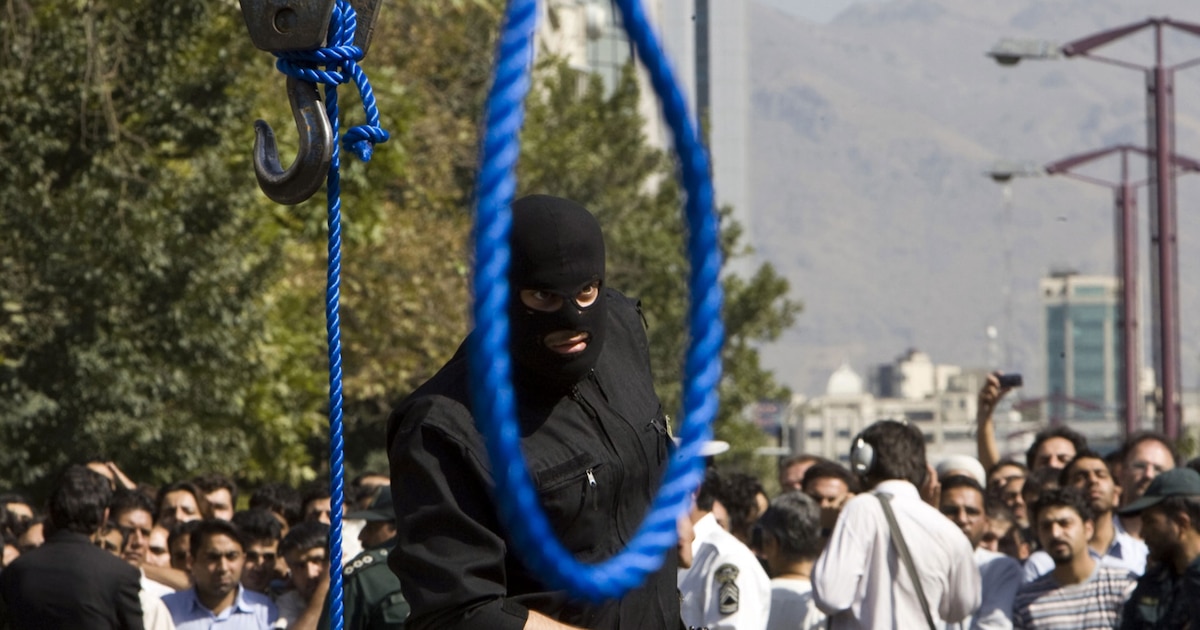 Irán ejecuta a espía acusado de colaborar con Israel y a miembro del Estado Islámico en un contexto de tensión nuclear