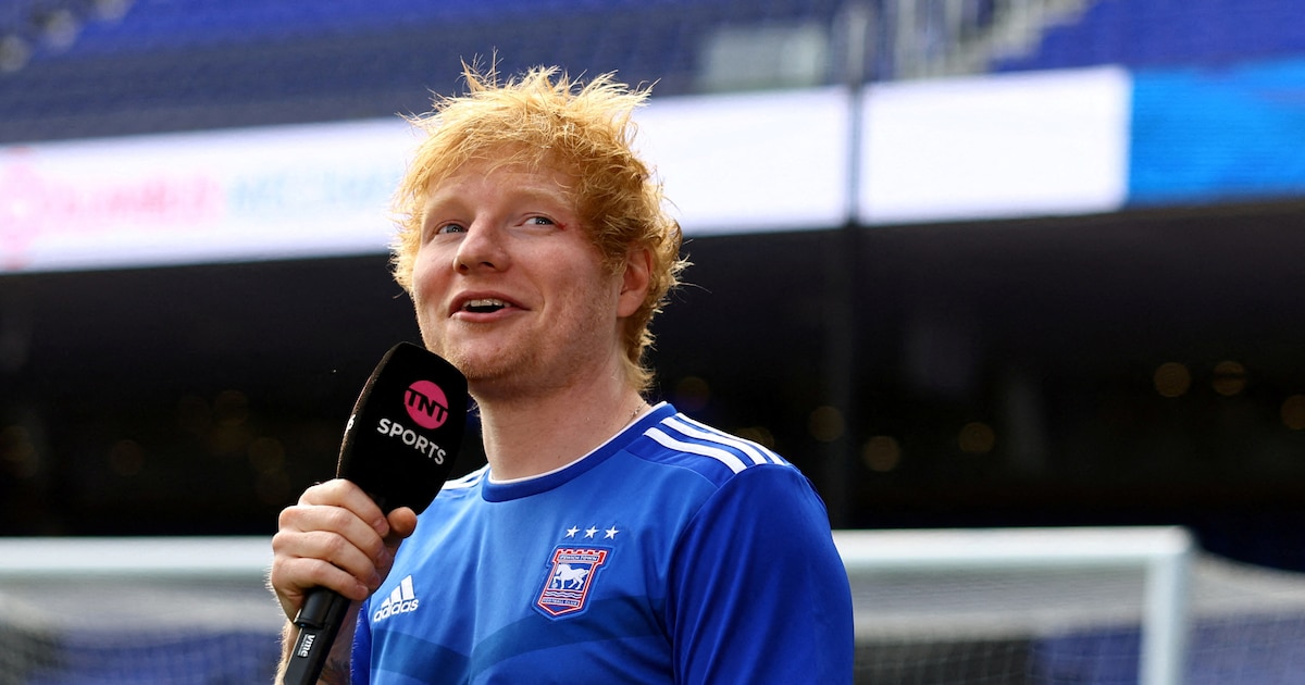 Ed Sheeran, accionista y patrocinador de Ipswich Town, impulsa la pasión del músico por su equipo natal