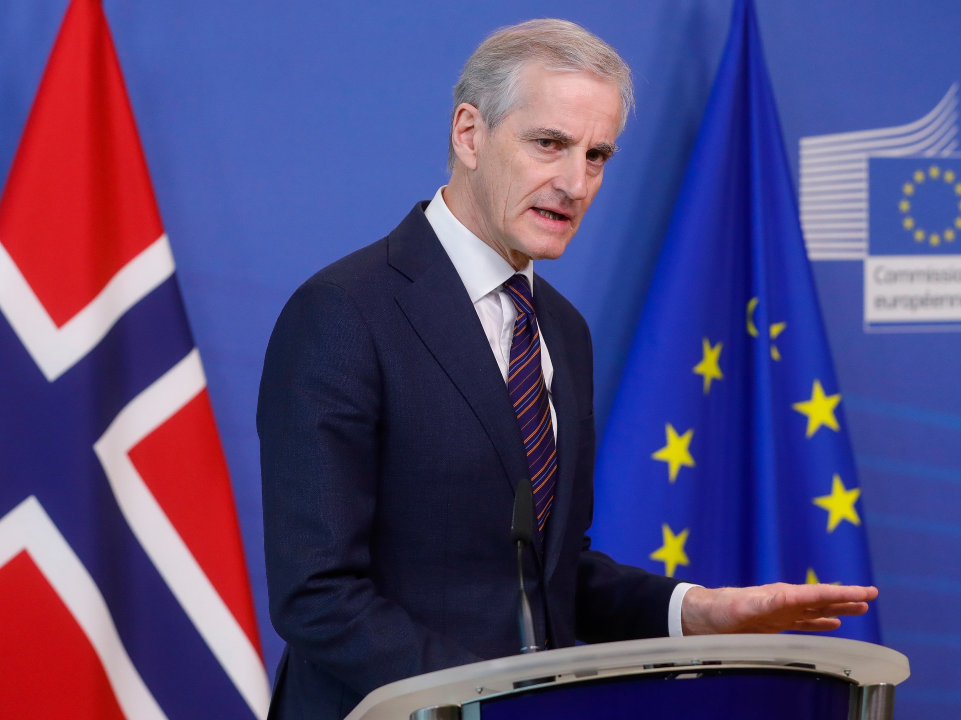 Noruega revisará inversión en empresa israelí vinculada al suministro de aviones de combate en medio de creciente rechazo internacional por la crisis en Gaza