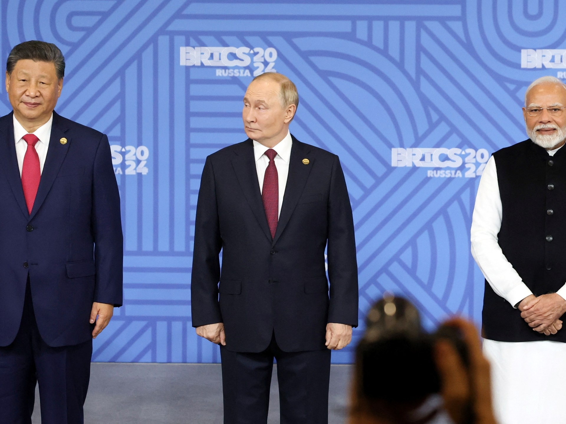 Diplomático estadounidense en Moscú busca frenar la guerra con Ucrania; Trump amenaza con nuevas sanciones económicas a Rusia