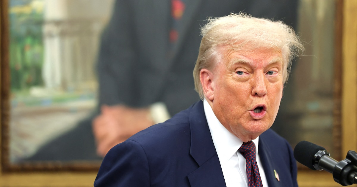Trump anuncia arancel del 100% a chips y semiconductores para impulsar la manufactura local y reducir dependencia extranjera