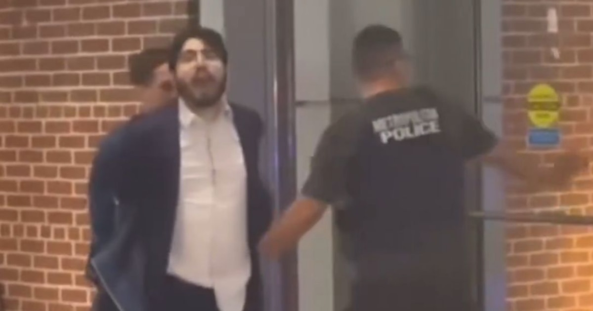 Estados Unidos presenta cargos por odio y busca pena de muerte en asesinato de empleados de la embajada de Israel en Washington