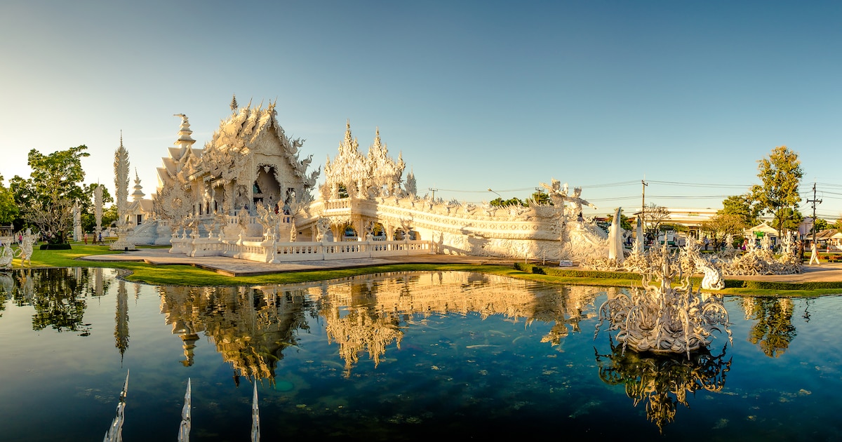 Descubre el Templo Blanco de Tailandia: Una obra de arte arquitectónica que simboliza la pureza y el camino hacia la iluminación