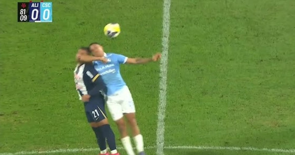 Presidente de la CONAR aclara que no fue tarjeta roja en jugada polémica de Martín Távara en duelo Alianza Lima vs Sporting Cristal