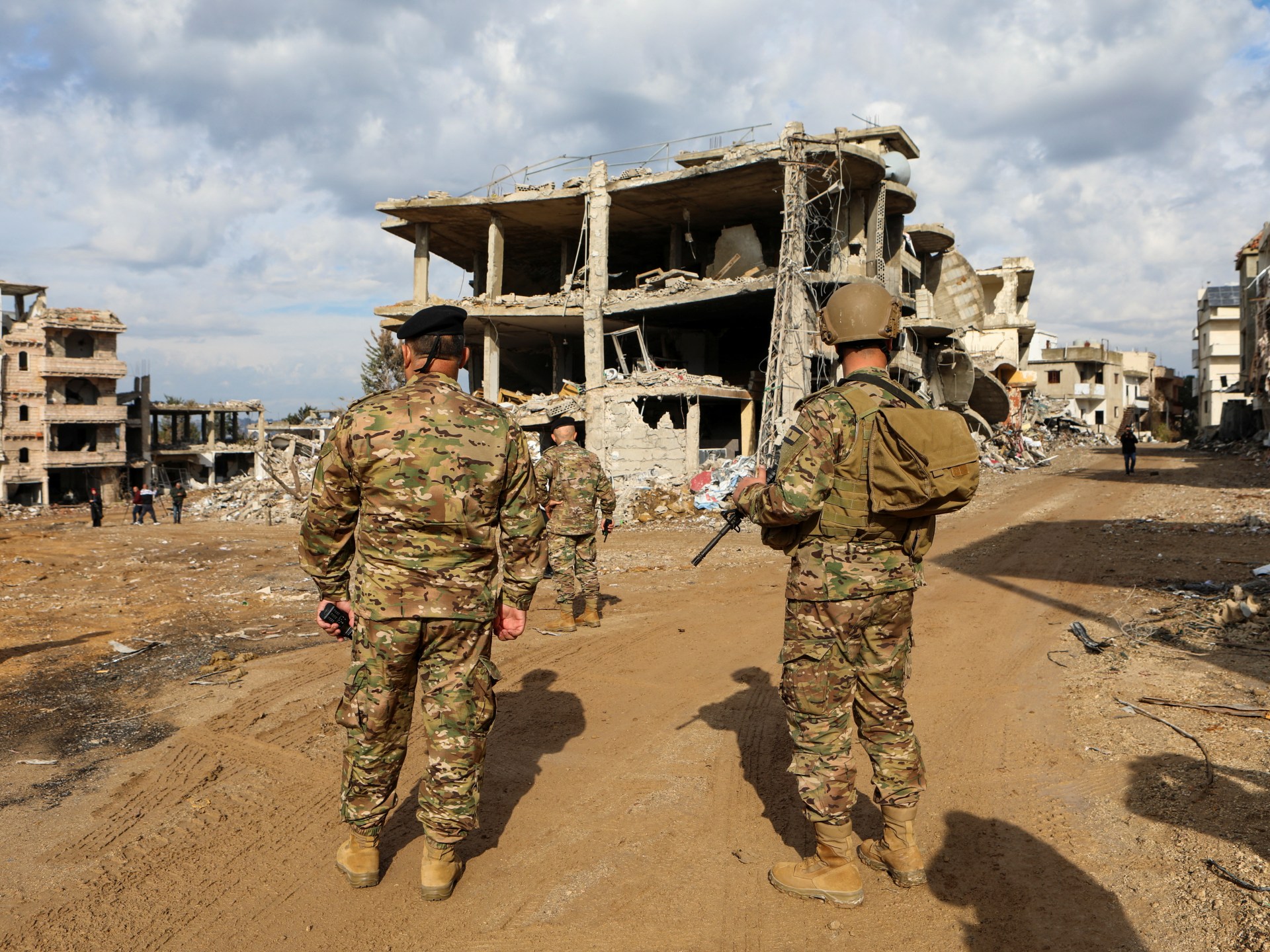 Explosión mortal en depósito de armas en el sur de Líbano mientras la ejército desmantela infraestructura de Hezbollah