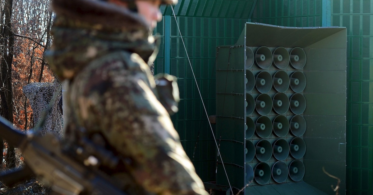 Corea del Sur y Corea del Norte retiran altavoces de propaganda en la frontera para reducir tensiones