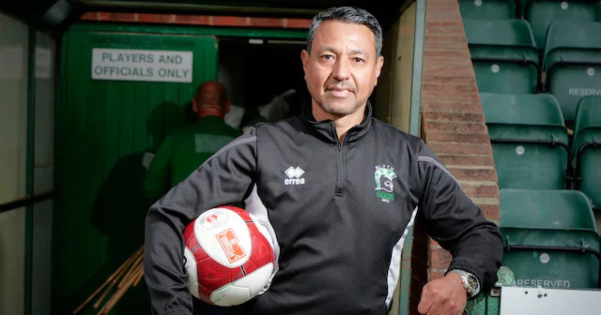 Nolberto Solano obtiene visa pakistaní y confirma su llegada a Lahore en una fecha clave