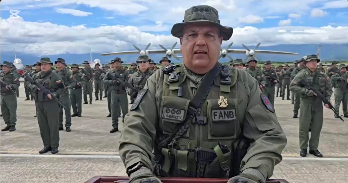 Militares venezolanos difunden videos de lealtad a la revolución y contra figuras de la oposición, ante incremento de recompensas por Maduro
