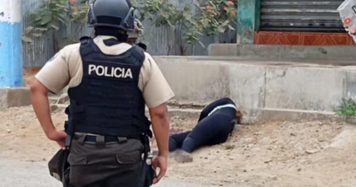 Ataque armado en Guayaquil deja seis muertos y evidencia escalada de violencia con sicarios vestían uniformes militares