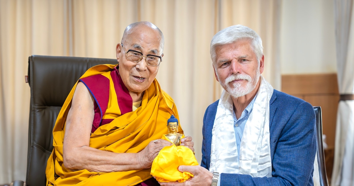 China rompe relaciones diplomáticas con República Checa tras reunión de Petr Pavel con el Dalai Lama