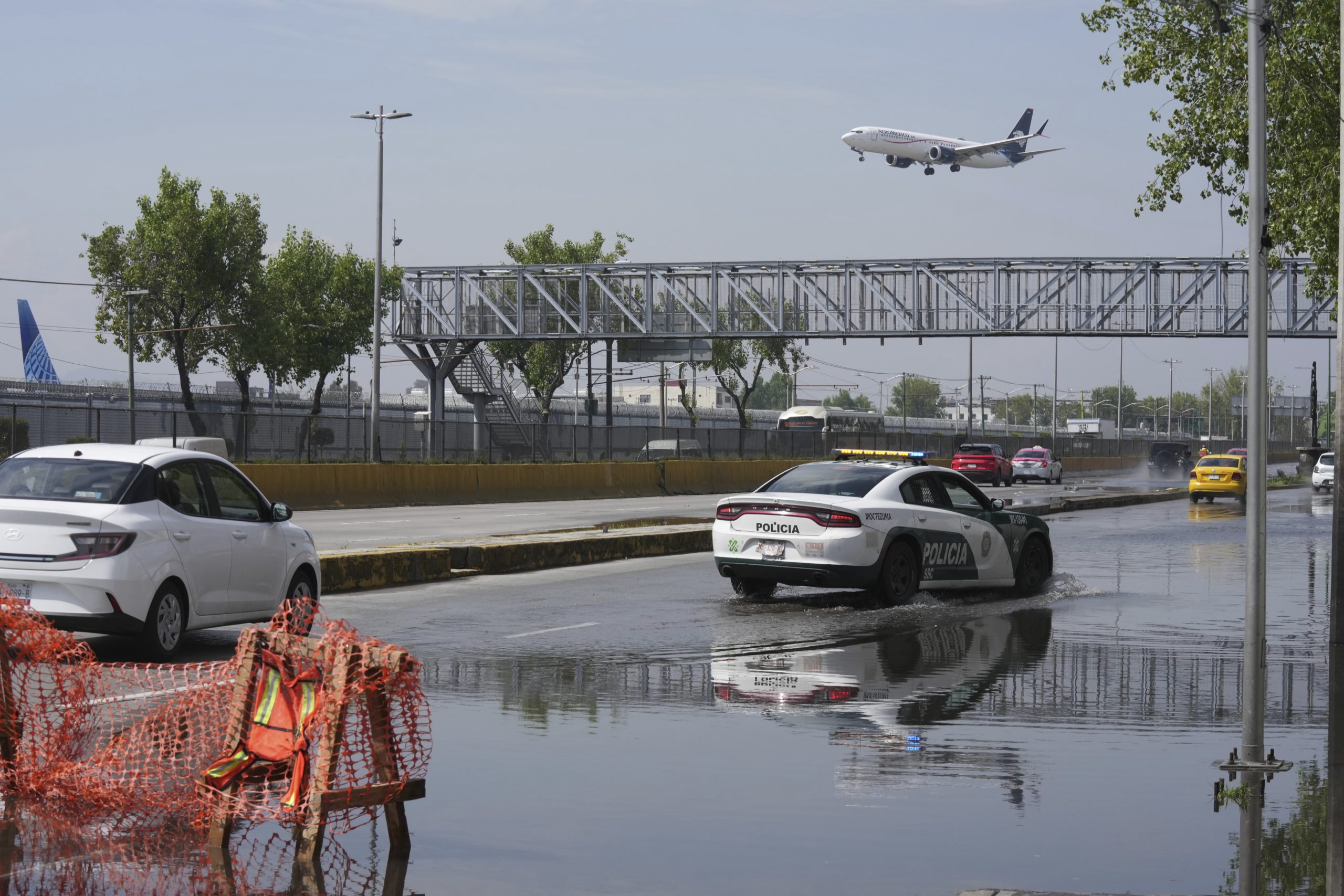 Crisis en Ciudad de México por lluvias torrenciales: suspensión de vuelos por segundo día consecutivo y récord de inundaciones