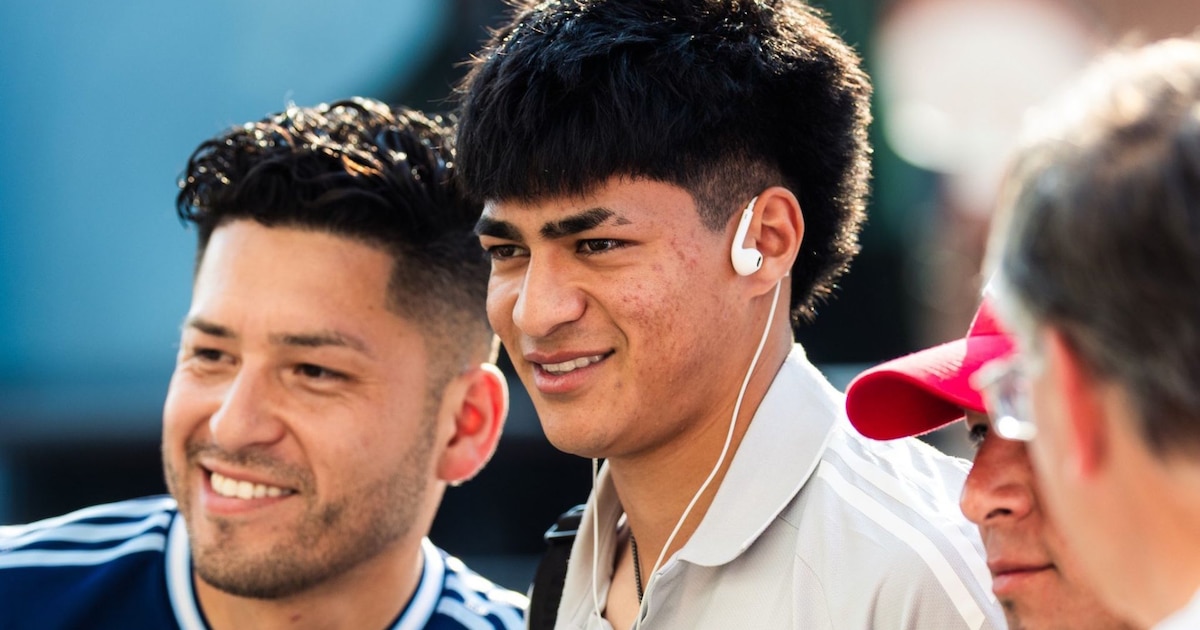 Kenji Cabrera debuta en Vancouver Whitecaps, firma autógrafos con seguidores peruanos y comparte su emoción por jugar junto a Thomas Müller