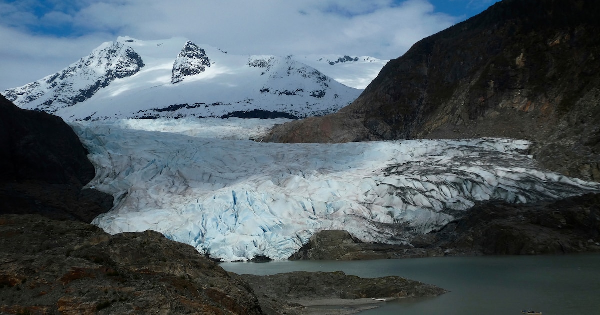 Crecida histórica del río Mendenhall en Juneau: cómo las barreras evitaron una catástrofe por el desbordamiento del lago glaciar