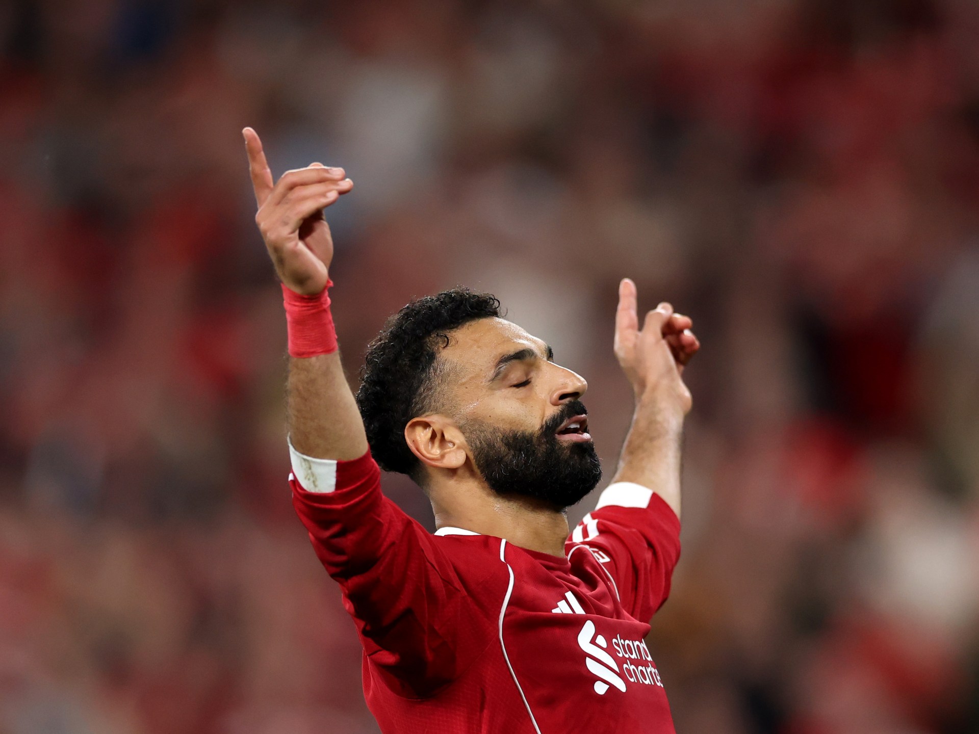 Liverpool evita susto final y conquista la primera jornada de la Premier League
