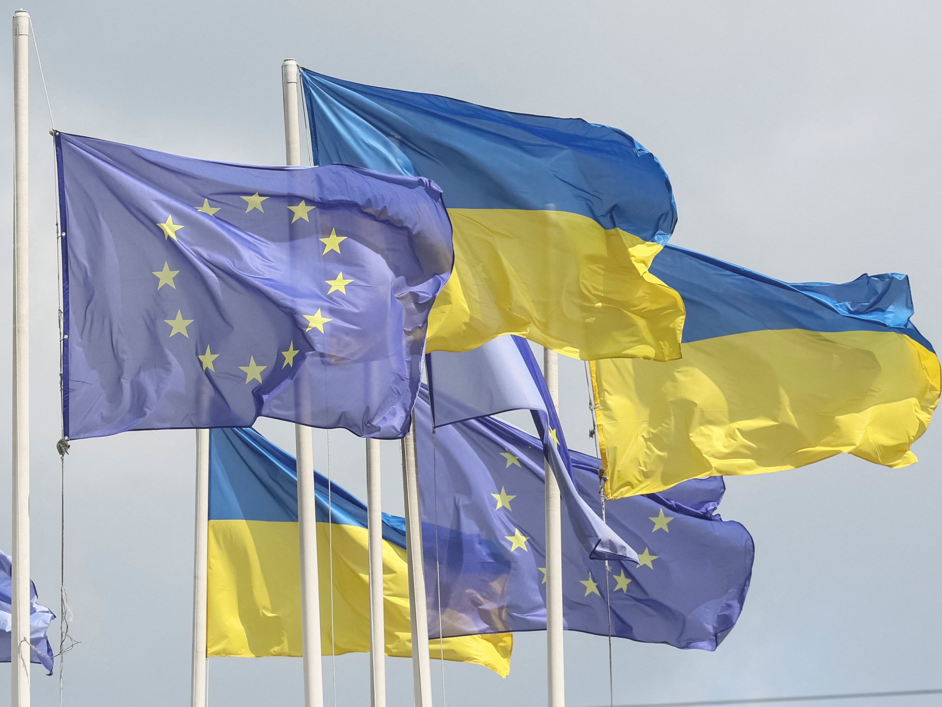 Líderes europeos se unen a Zelenskyy en Washington para buscar fin a la guerra en Ucrania tras giro de Trump en Alaska
